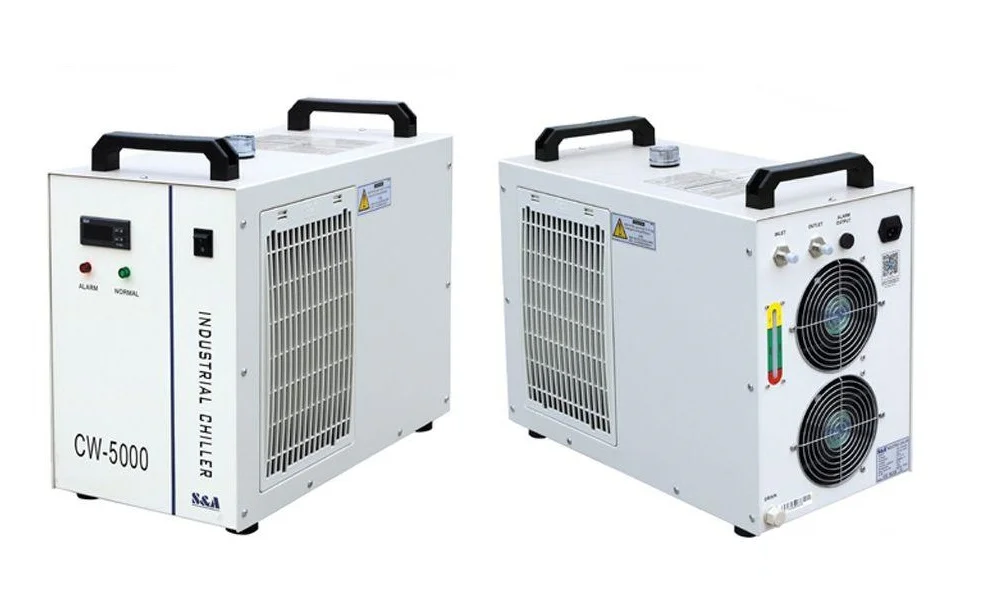 Чиллер CW-5000 с лицевой и обратной стороны