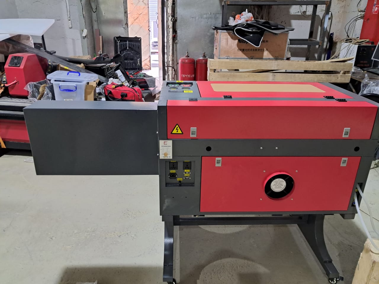 Лазерный станок c ЧПУ 600х400мм 100Вт/Ruida