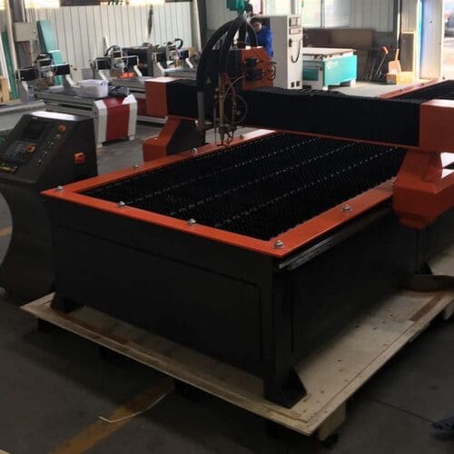 Станок воздушно-плазменной резки металла с ЧПУ 2000x6000 мм