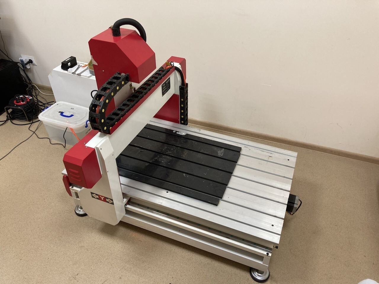 Настольный фрезерный станок с ЧПУ 600x1200x200mm