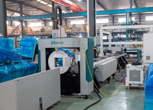 Лазерный станок для резки труб 200x6000 мм КАЛЬКУЛЯТОР