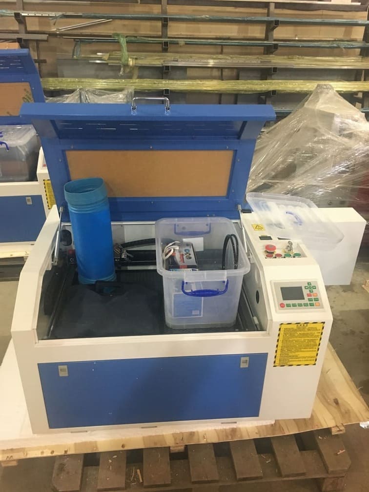 Лазерный станок c ЧПУ 600х400мм 60ВтМ3 КАЛЬКУЛЯТОР