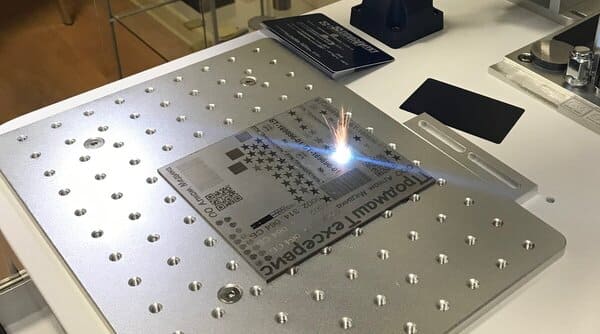 Лазерный гравер с ЧПУ JL-F20W Калькулятор