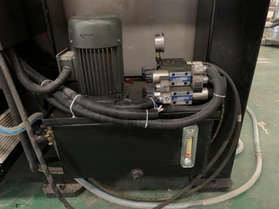 Фрезерный станок по камню с пилой 3200x2000