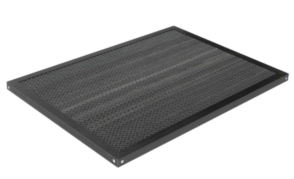 Сотовый стол для удобной работы с мелкими деталями