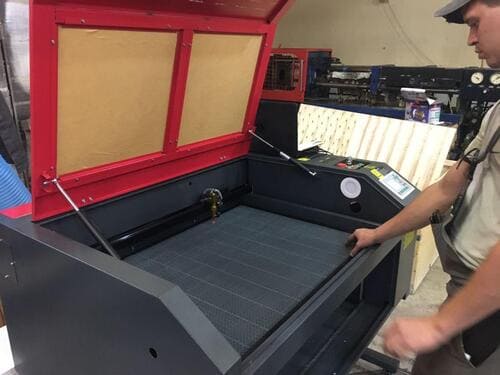 Лазерный станок CO2 c ЧПУ 600х900мм 60Вт/М3 КАЛЬКУЛЯТОР