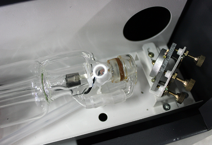 Лазерный станок c ЧПУ 400х400мм 50Вт/М3