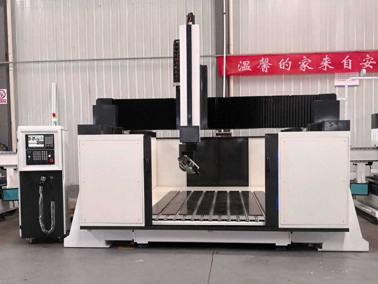 5-ти осный фрезерный станок с ЧПУ АТС 2000х3000х1000