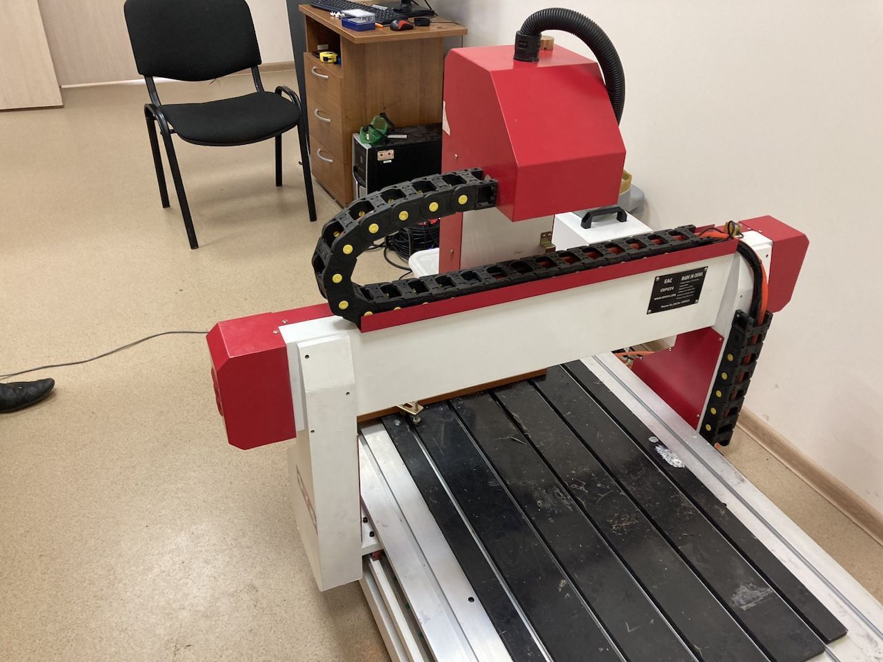 Настольный фрезерный станок с ЧПУ 600x1200x200mm