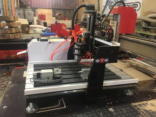 Настольный фрезерный станок с ЧПУ 400x600x200mm