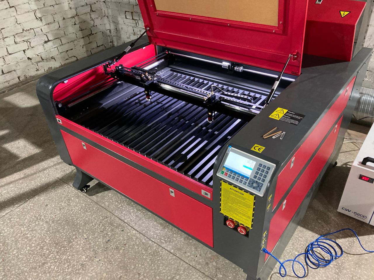 Лазерный станок CO2 c ЧПУ 800х1000мм 100Вт/Ruida (2 head)