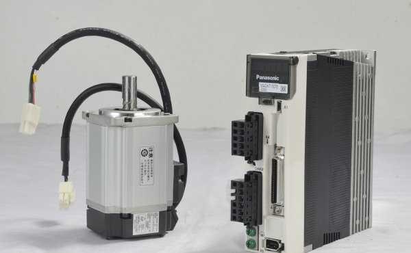 Сервомоторы и драйверы компании Panasonic