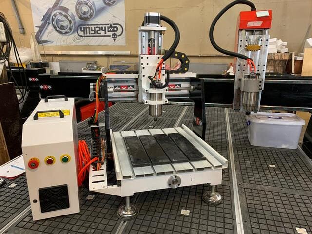 Настольный фрезерный станок с ЧПУ 400x400x200mm