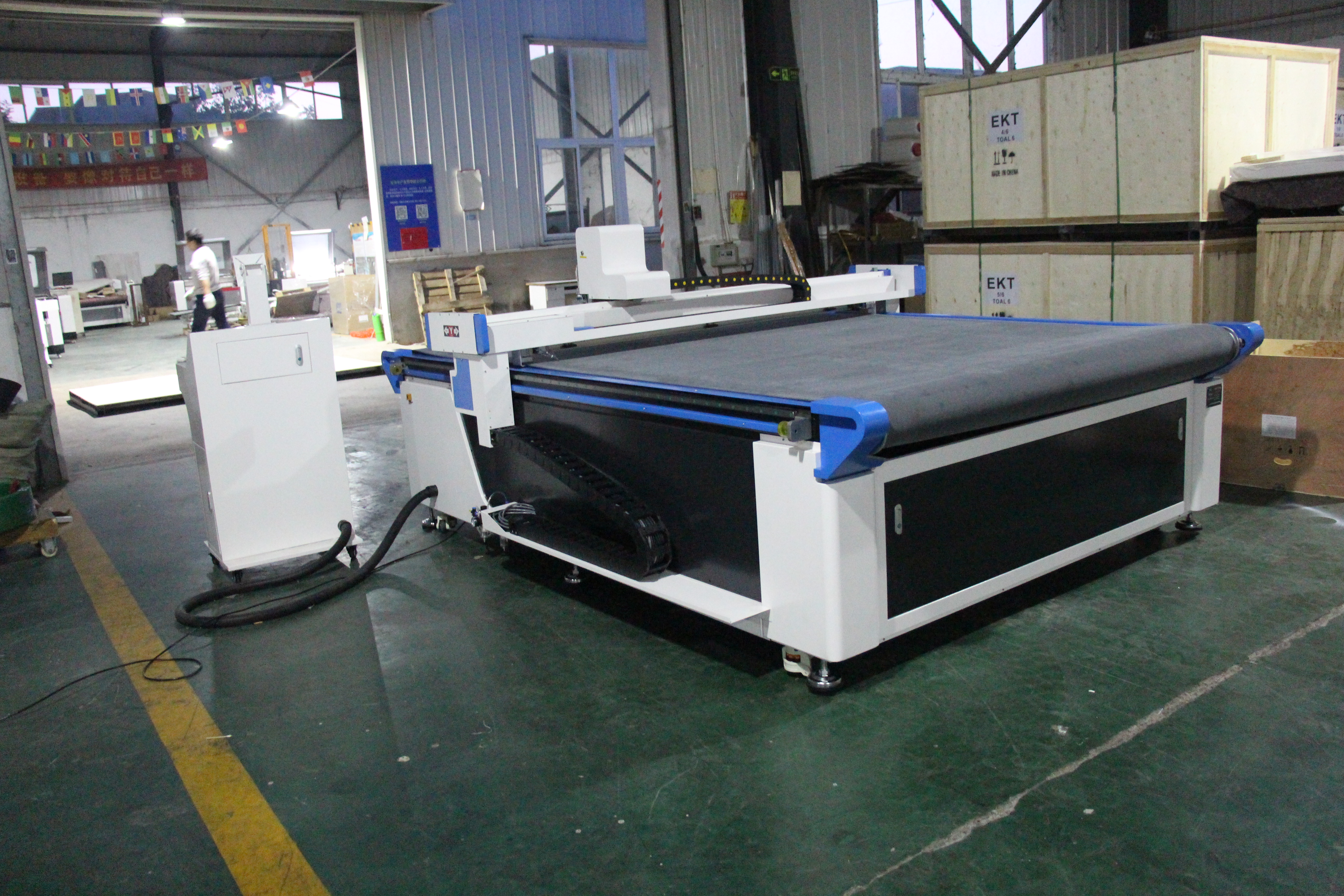 Плоттер AK-1325