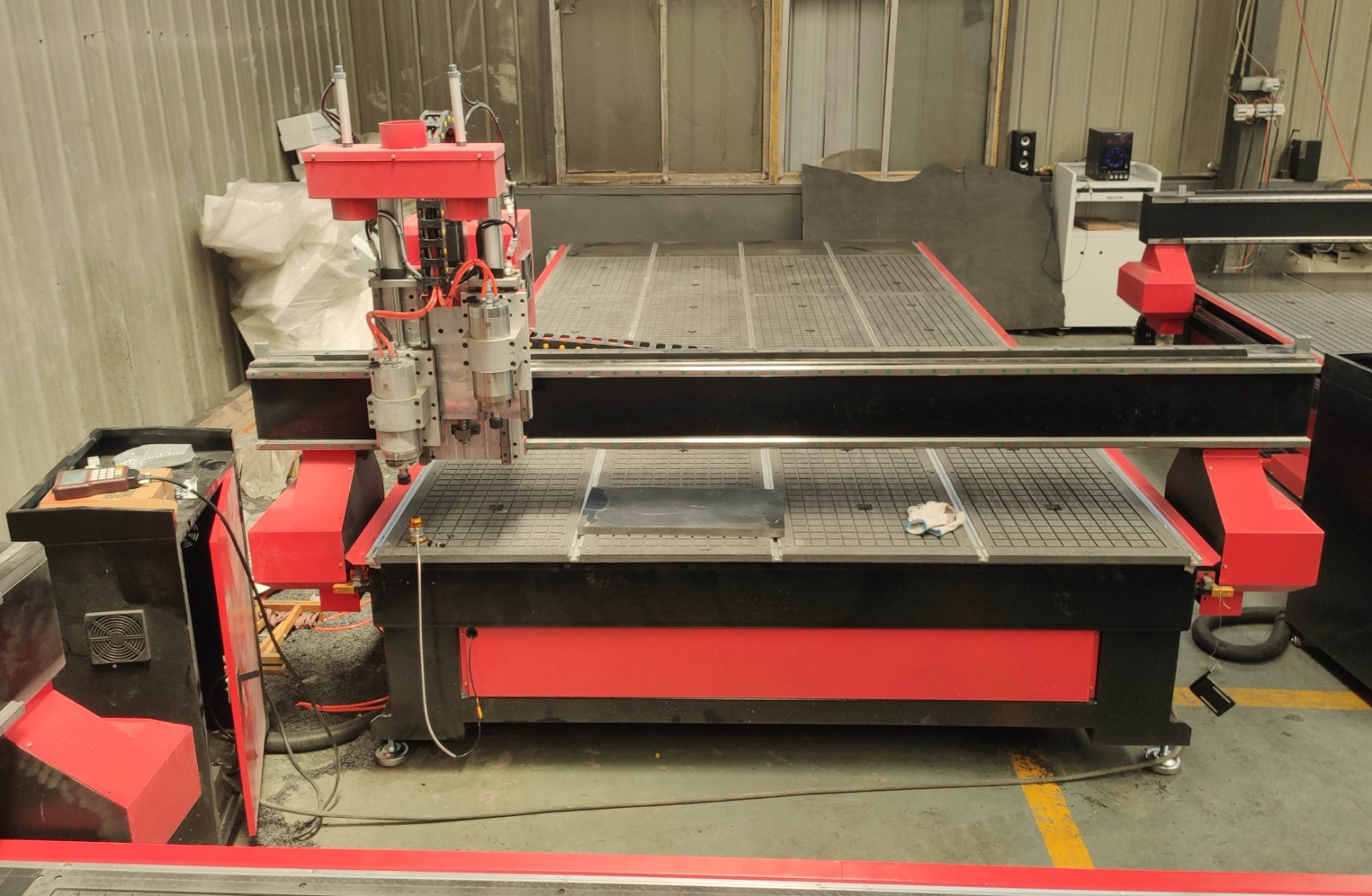 Фрезерный станок с ЧПУ 2100x4000x200mm 2 Head