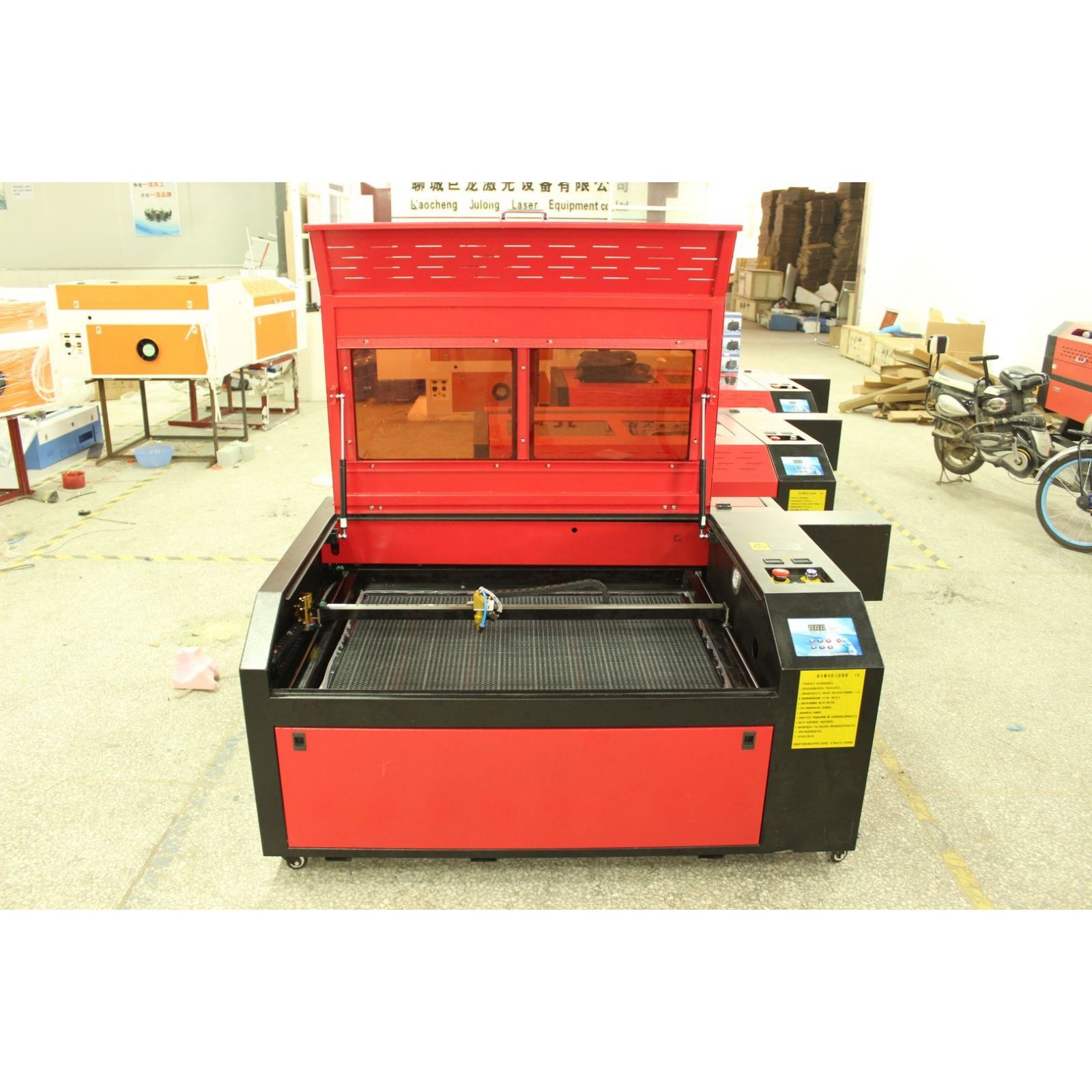 Лазерный станок CO2 c ЧПУ 600х900мм 60Вт/Ruida