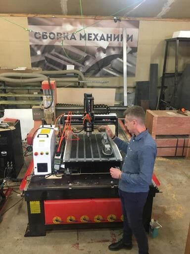 Настольный фрезерный станок с ЧПУ 400x600x200mm