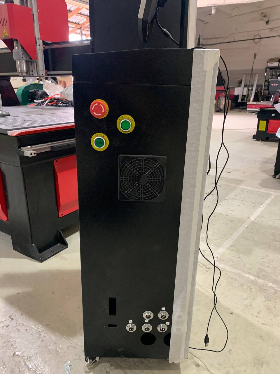 Фрезерный станок с ЧПУ 1600x1600x200mm Standart