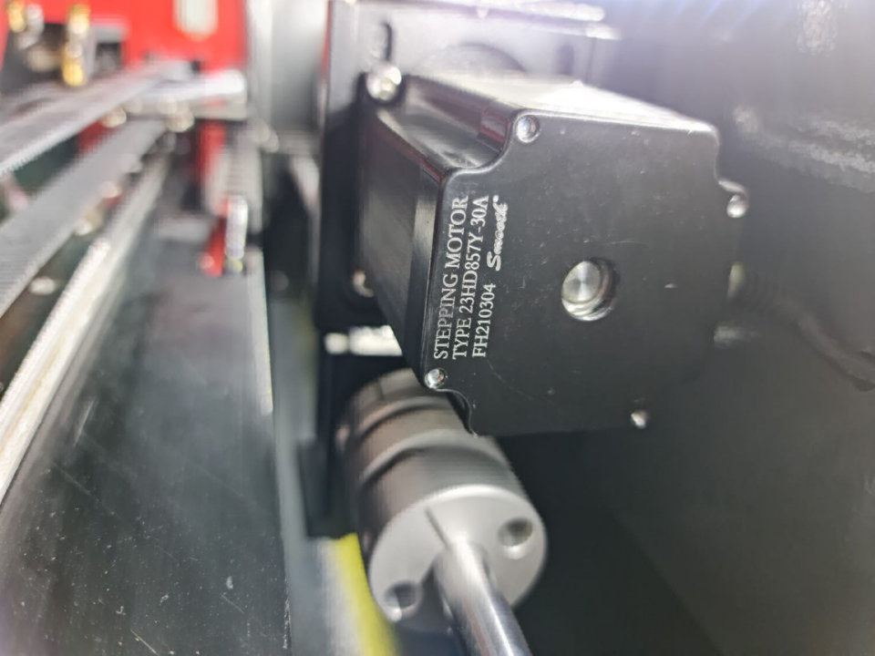 Лазерный станок CO2 c ЧПУ 600х900мм 80Вт/Ruida/medium