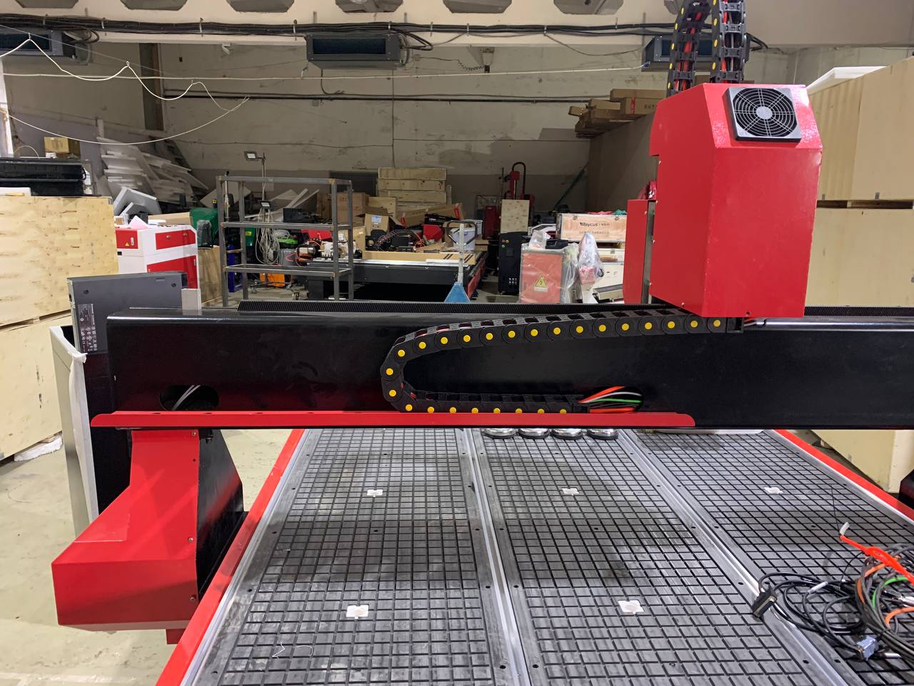 Фрезерный станок с ЧПУ 1600x1600x200mm Standart