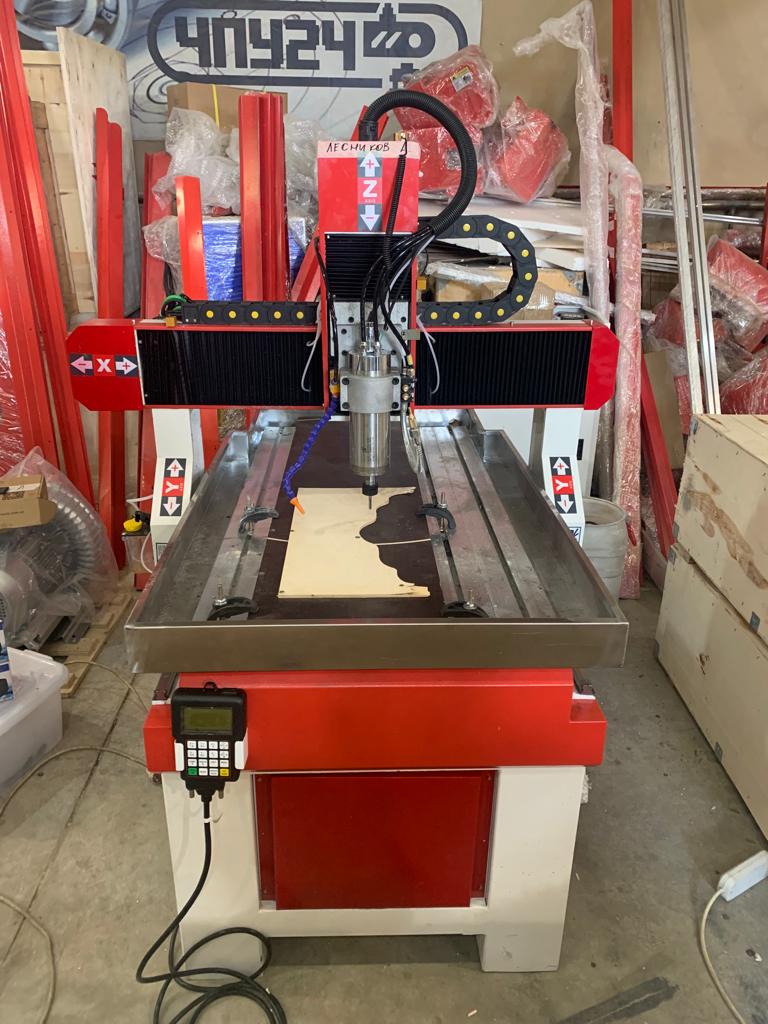 Фрезерный станок с подачей СОЖ 900х1500х200