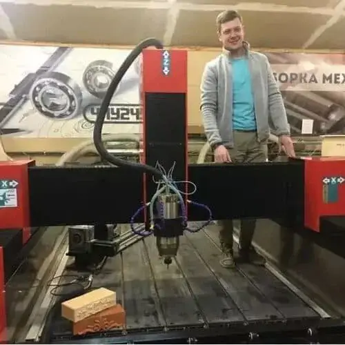 Фрезерный станок с ЧПУ 1300x2500x400mm Stone