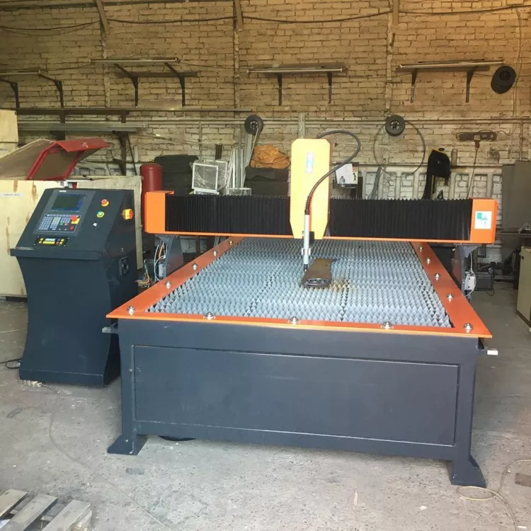 Станок воздушно-плазменной резки металла с ЧПУ 1500x3000 мм